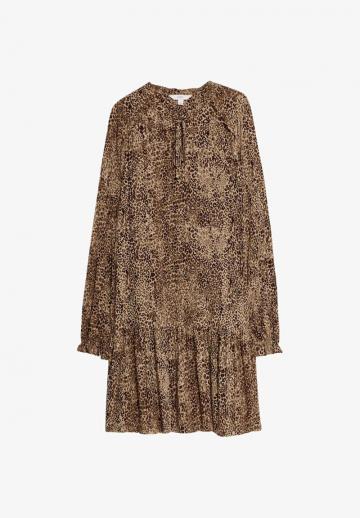 Короткое платье