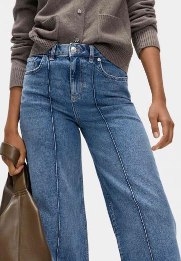 Прямые джинсы