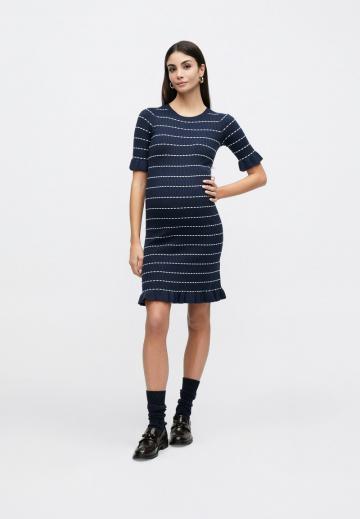 Вязаное платье