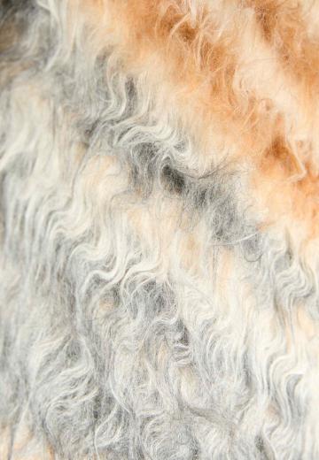 Пуловер в полоску