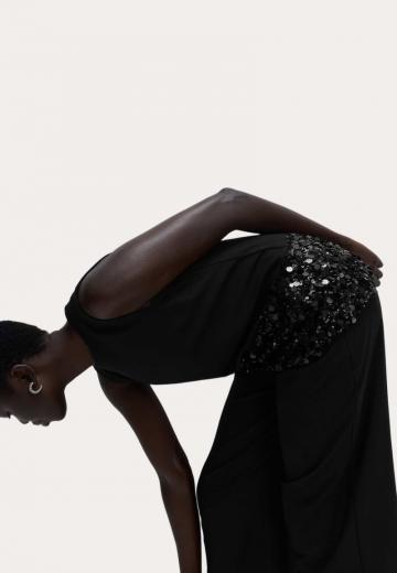 Блузка без рукавов