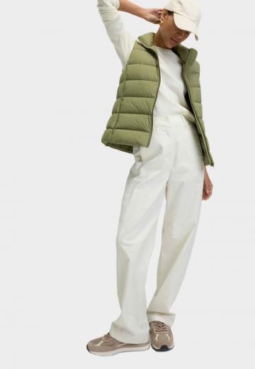 Пуховой жилет