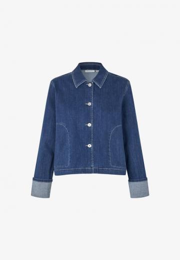 Джинсовая куртка