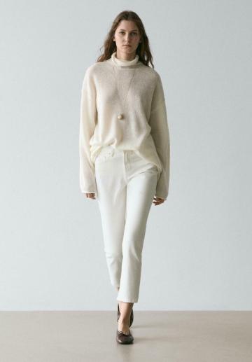 Короткие джинсы