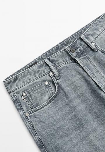 Прямые джинсы