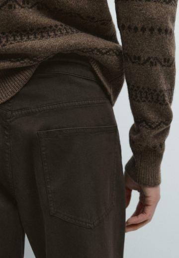 Прямые джинсы