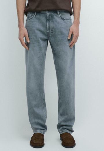 Прямые джинсы