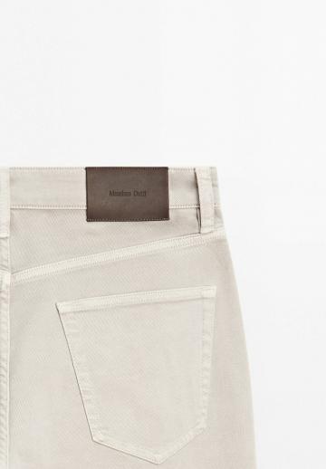 Прямые джинсы