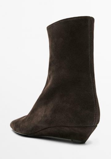 Сапожки на танкетке