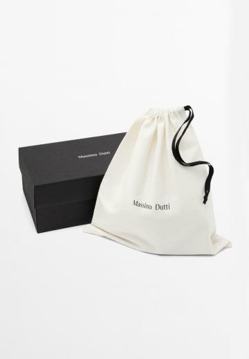 Сапожки на танкетке