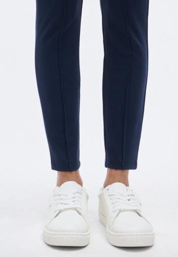 Узкие брюки