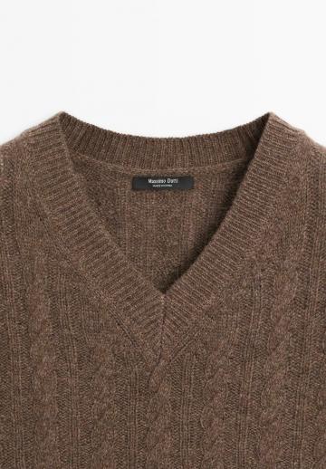 Пуловер без рукавов