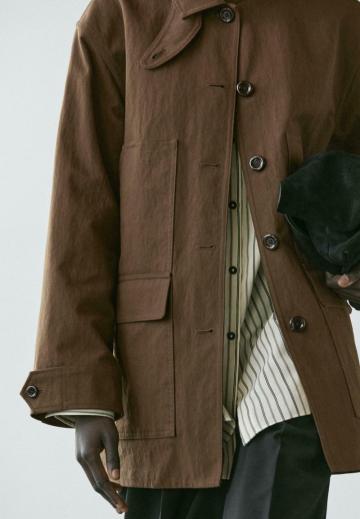 Короткое пальто