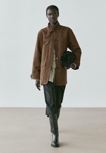 Короткое пальто