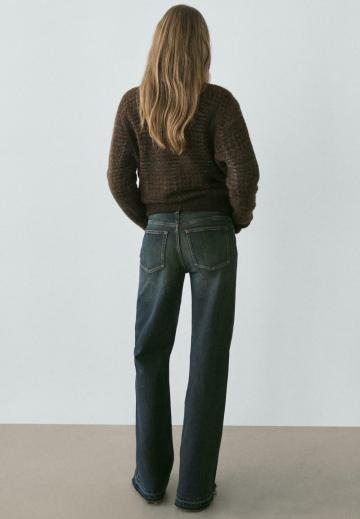 Клешеные джинсы