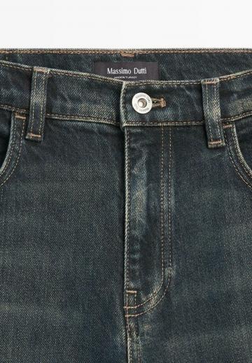 Клешеные джинсы