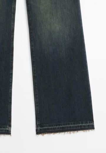 Клешеные джинсы