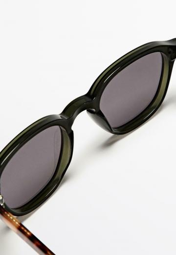 Солнечные очки