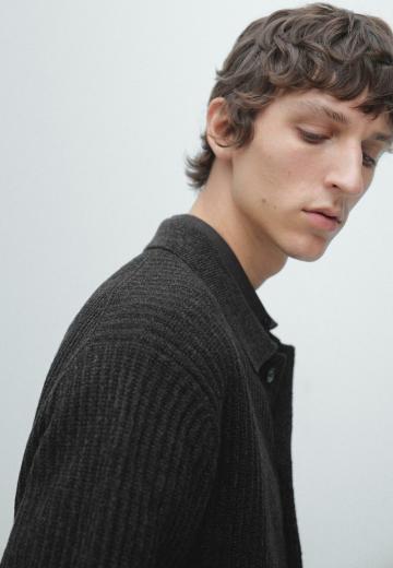 Вязаная кофта