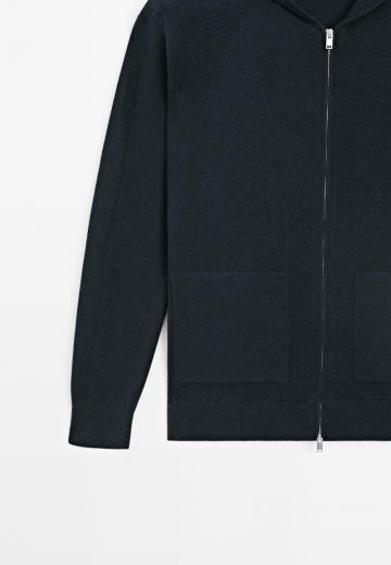 Вязаная кофта