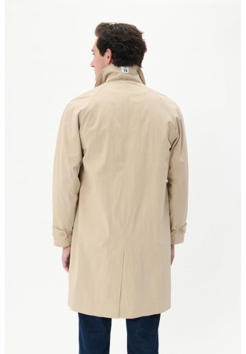 Короткое пальто