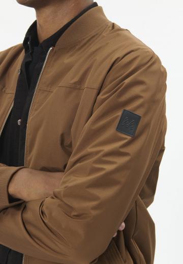 Куртка бомбер