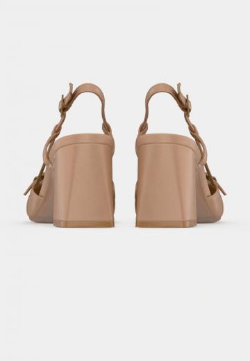 Туфли с ремешком