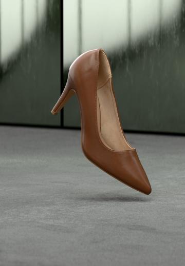 Туфли на высоком каблуке