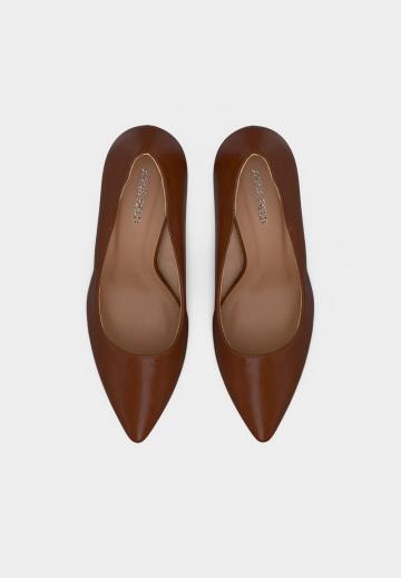 Туфли на высоком каблуке