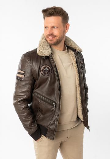 Куртка бомбер