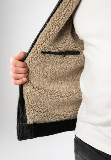 Куртка бомбер