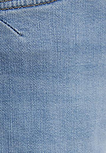 Узкие джинсы