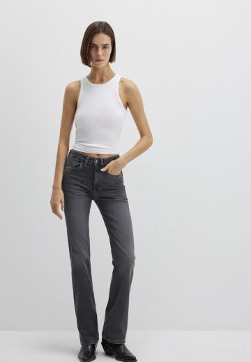 Клешеные брюки