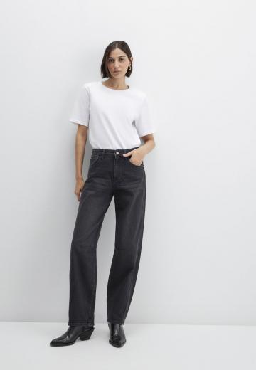 Прямые джинсы
