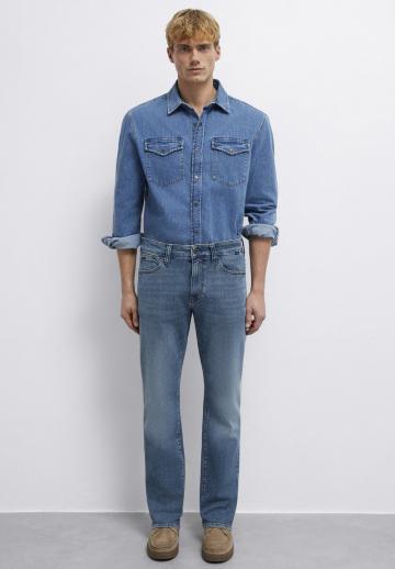 Прямые джинсы