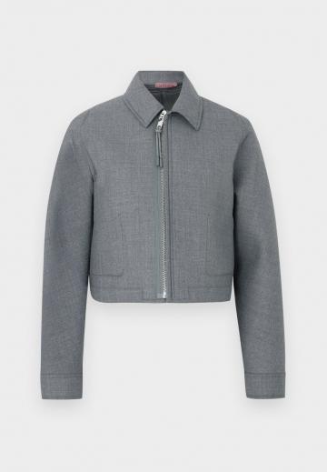 Короткая куртка