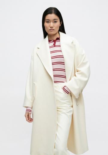 Шерстяное пальто