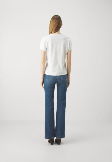 Клешеные брюки