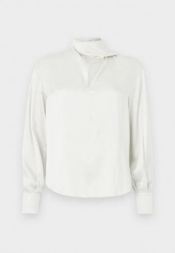 Шелковая блузка