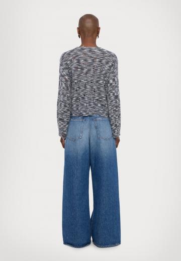 Вязаный жилет