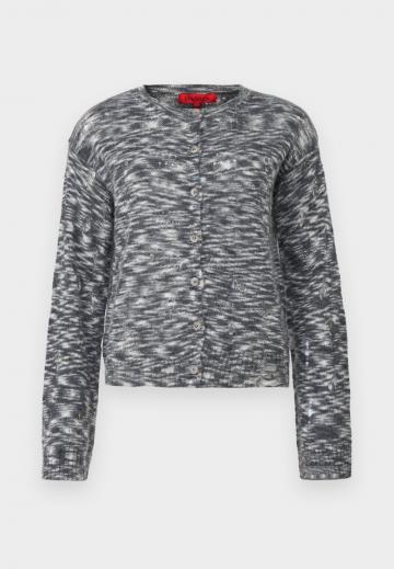 Вязаный жилет