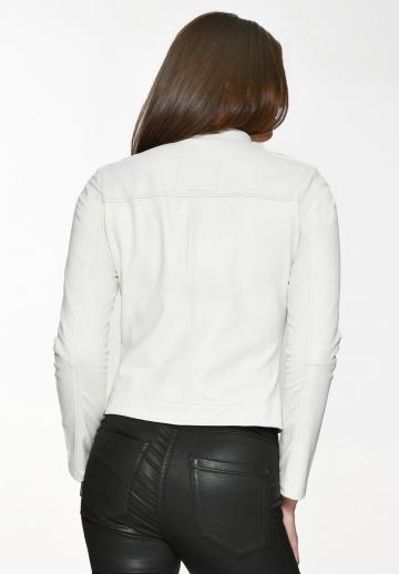 Короткая куртка