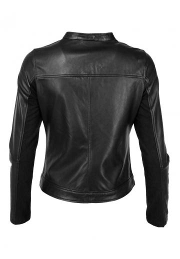 Короткая куртка