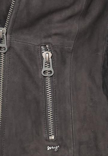 Байкерская куртка