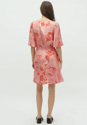 Короткое платье