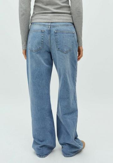 Свободные джинсы