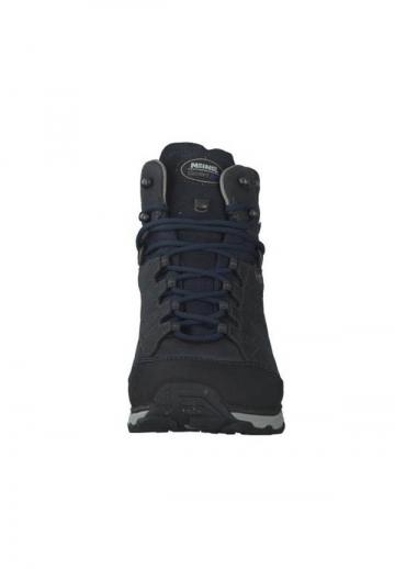 Походные ботинки