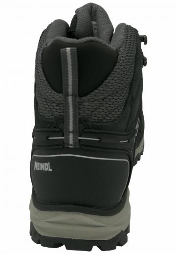 Походные ботинки