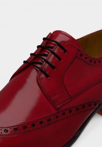 Ботинки на шнуровке