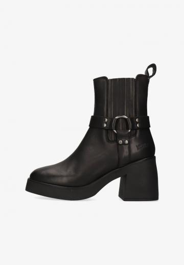 Полусапожки на платформе